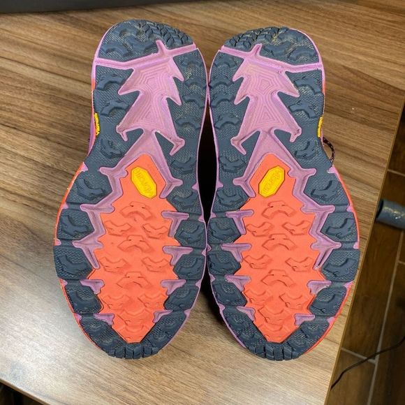 HOKA ONE ONE SPEED GOAT 4 - Women’s Running Shoes - SIZE 8 - Picture 10 of 11